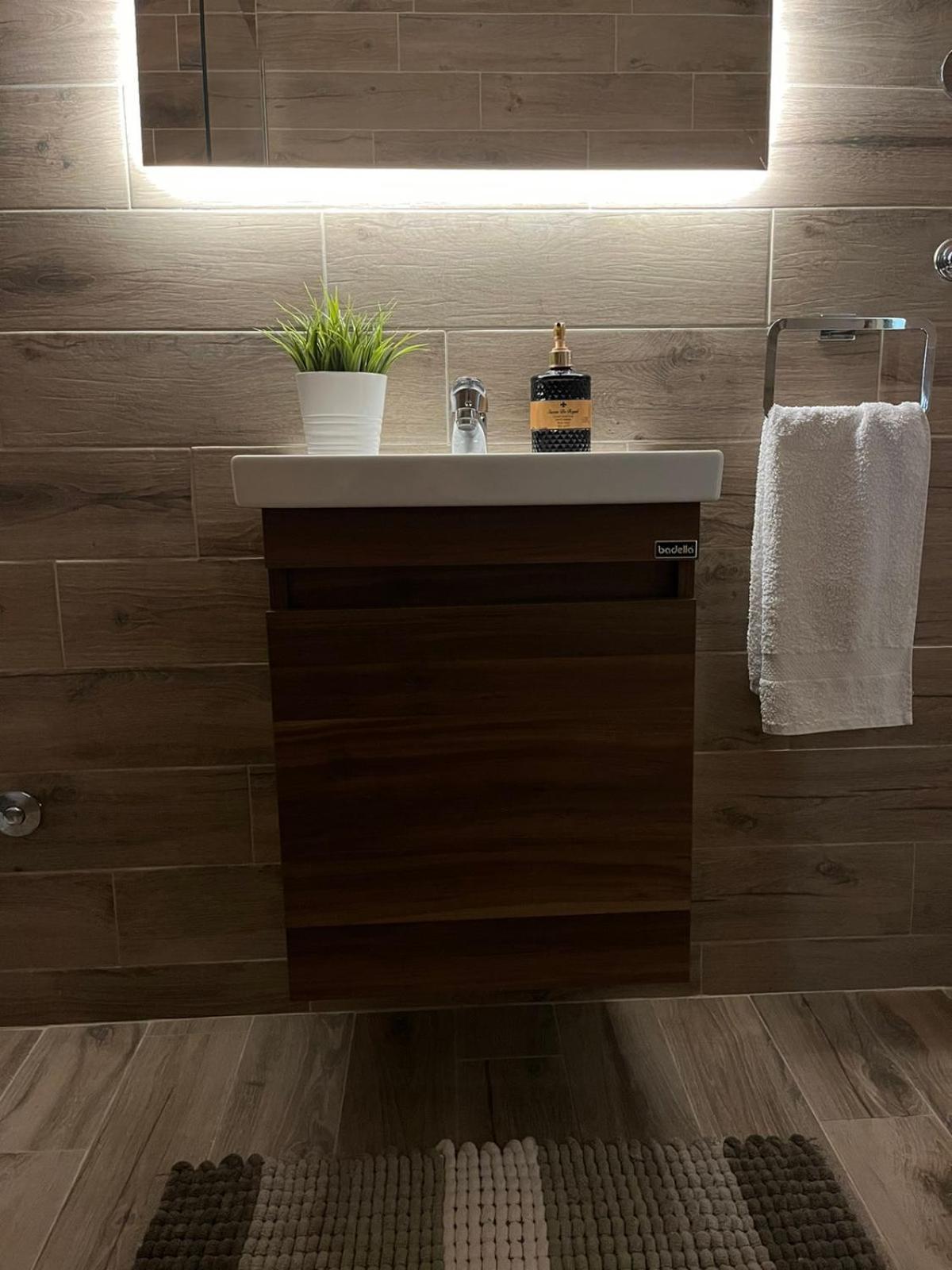 Apartmani Tesla Soko Banja Habitación foto